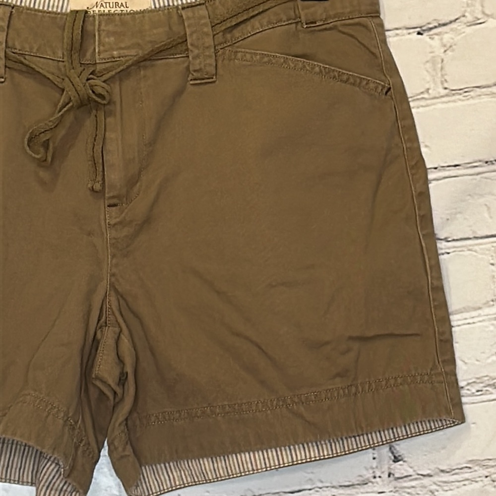 Natural Reflections Women Shorts Size 8 Excellent Condition - Picture 3 of 9